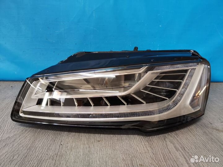 Фара левая Audi A8 3 Д4 2010-2017