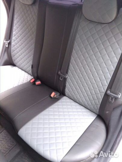 Чехлы Hyundai Solaris Экокожа ромб Автопилот