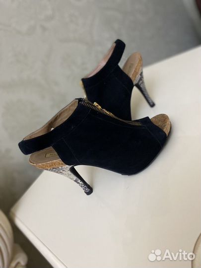 Босоножки коллекция Alla Pugachova.Размер 39