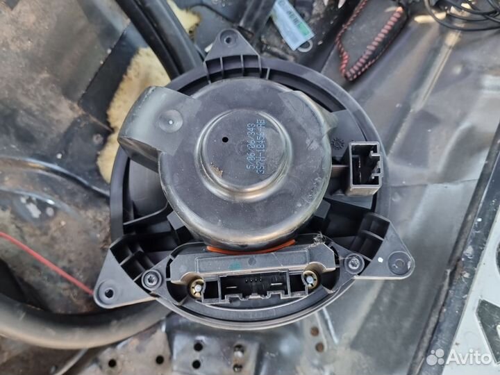 Моторчик печки Ford Mondeo 3