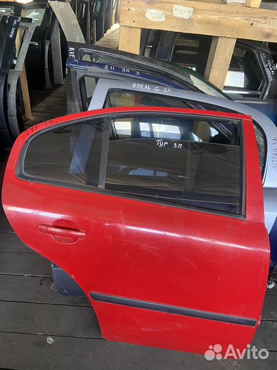 Дверь задняя правая Skoda Octavia Tour A4