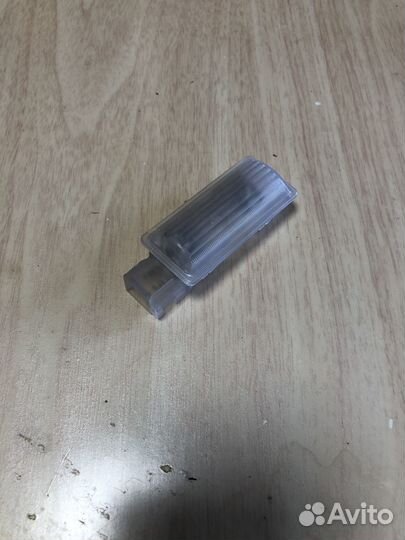 Плафон освещения багажника Mercedes W220 1998-2005