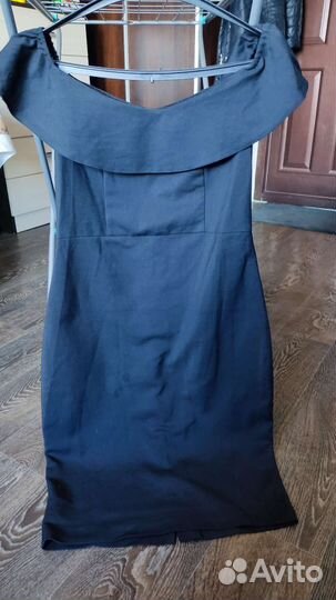 Нарядное платье 46 размера черное