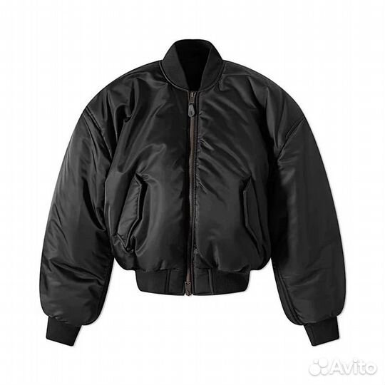 Зимний бомбер куртка оверсайз Y2K