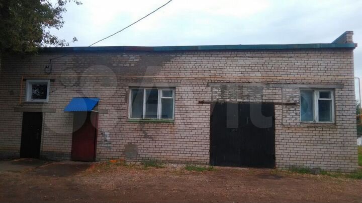 Гараж, > 30 м²