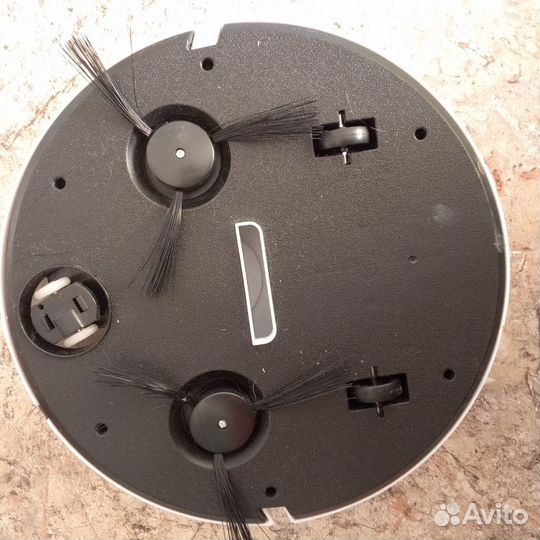 Робот пылесос sweepin