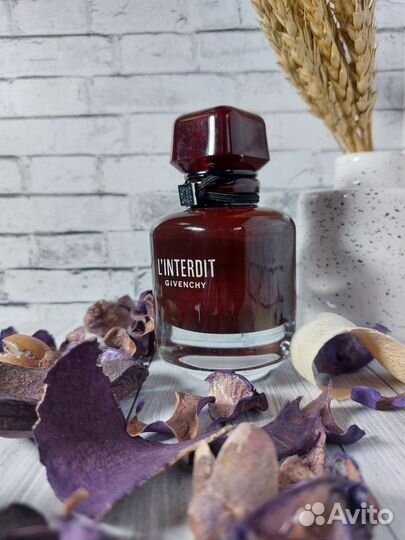 Givenchy l'interdit eau de parfum rouge 80ml