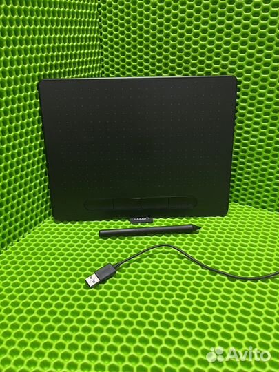 Графический планшет wacom intuos