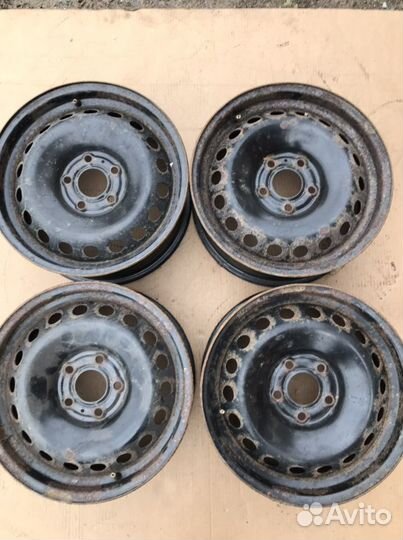 Комплект дисков R16 на Ниссан Кашкай (150)