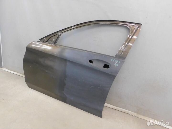 Дверь передняя левая Mercedes-Benz C-Class