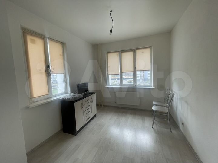 1-к. квартира, 40 м², 4/17 эт.