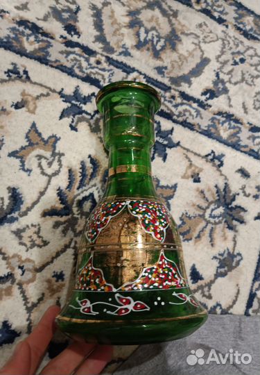 Красивая ваза в восточном стиле