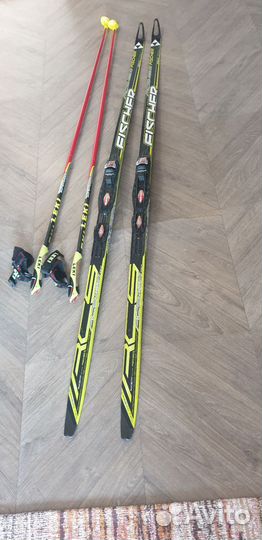 Лыжи и палки