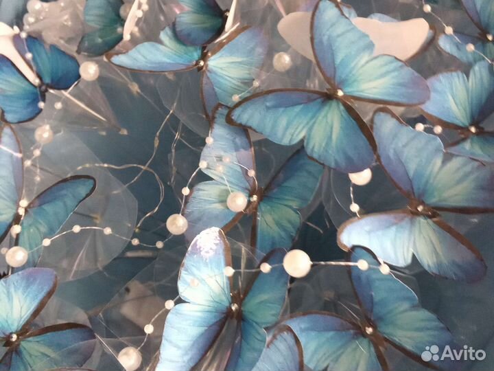 Букет из бабочек светящийся