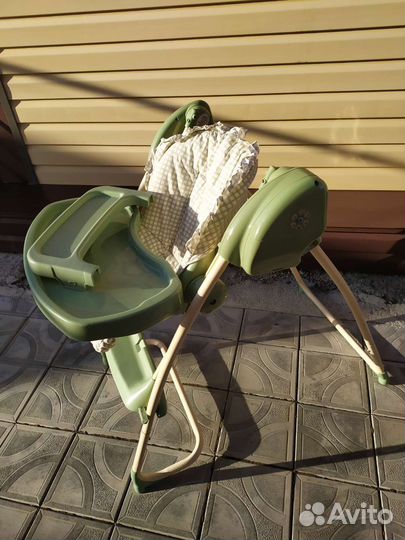 Стульчик-качель для кормления