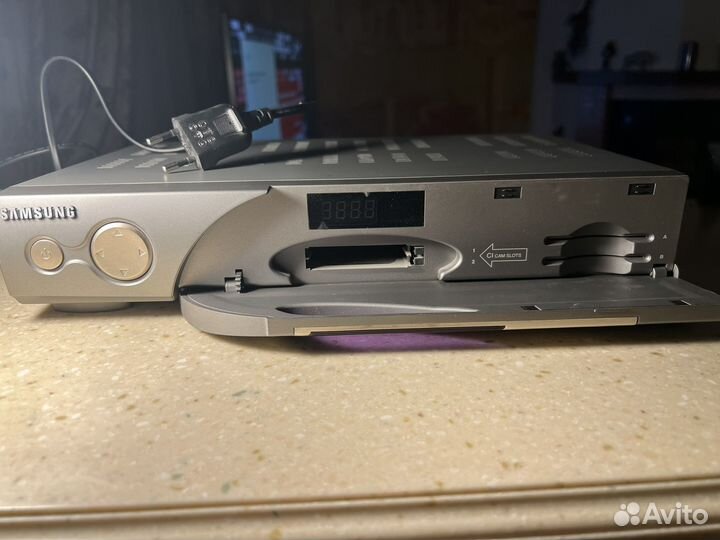 Спутниковый ресивер samsung