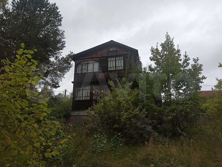 Дом 91 м² на участке 9,7 сот.