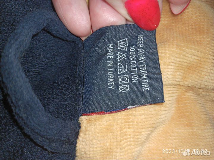 Мужской махровый халат с капюшоном