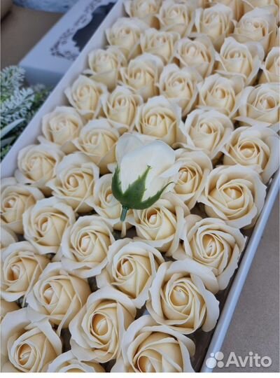 Мыльные розы в коробке