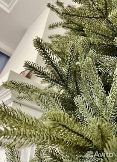 Елка искусственная