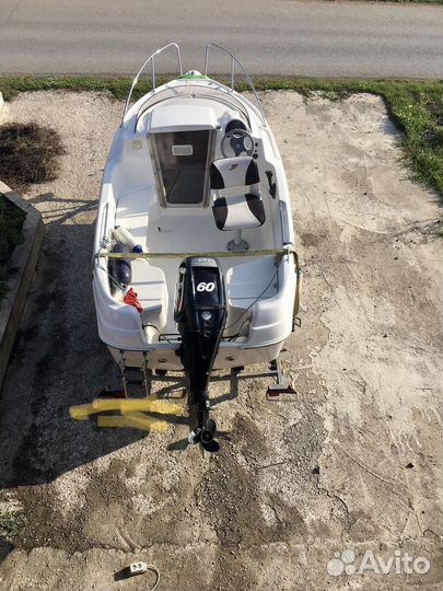 Каютный катер Quicksilver flamingo 420+Mercury 60