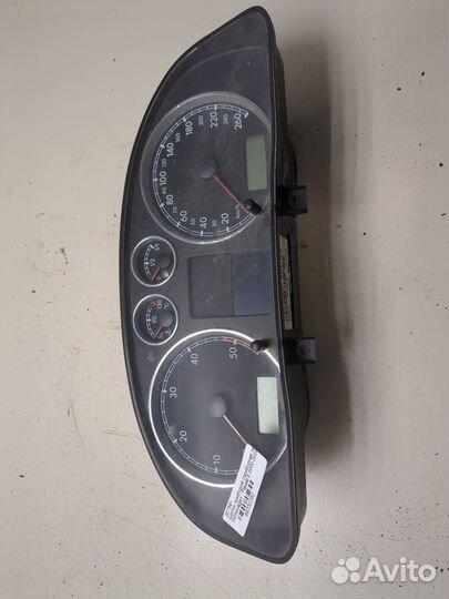 Щиток приборов Volkswagen Passat 5, 2002
