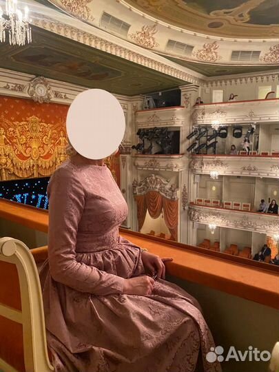 Пошив выпускных платьев