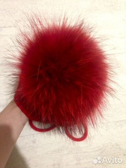 Шикарная шапка с натуральным помпоном