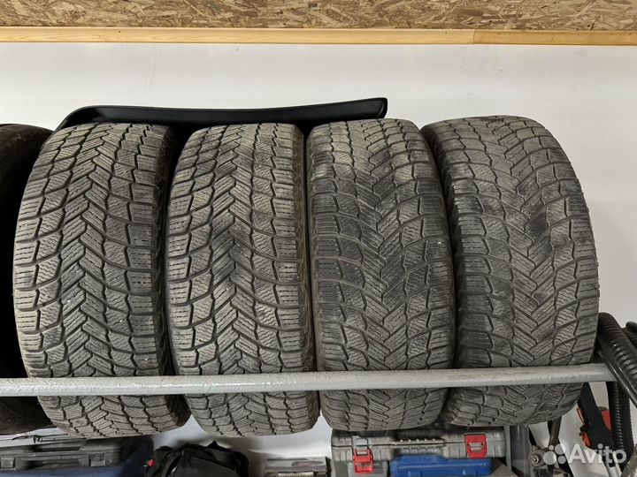 Michelin X-Ice Snow 225/45 R18 95H