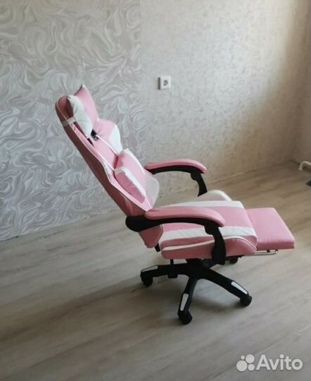 Компьютерное кресло игровое