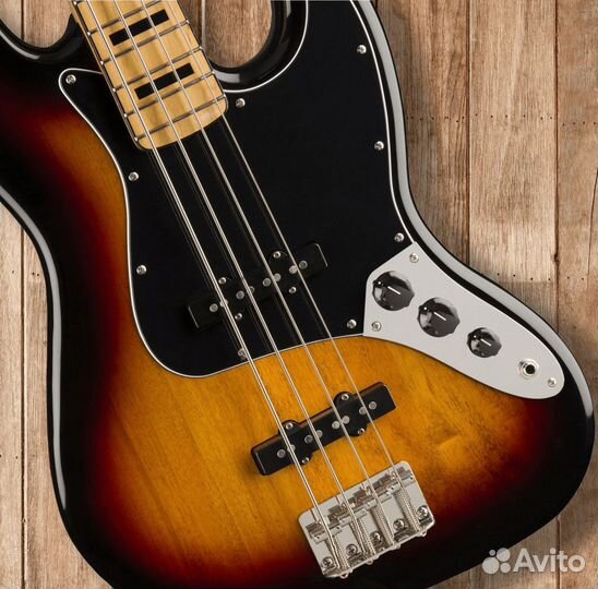 Бас-гитара Fender Squier Classic Jazz Bass