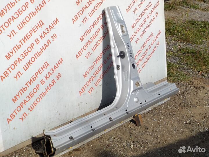 Порог левый со средний стойкой кузова Киа Спектра