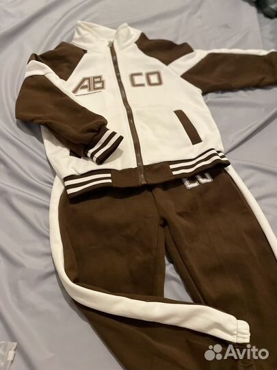 Спортивный костюм