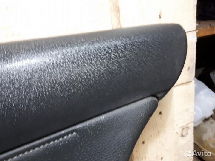 Обшивка двери задней правой Opel Astra H 2004-2014