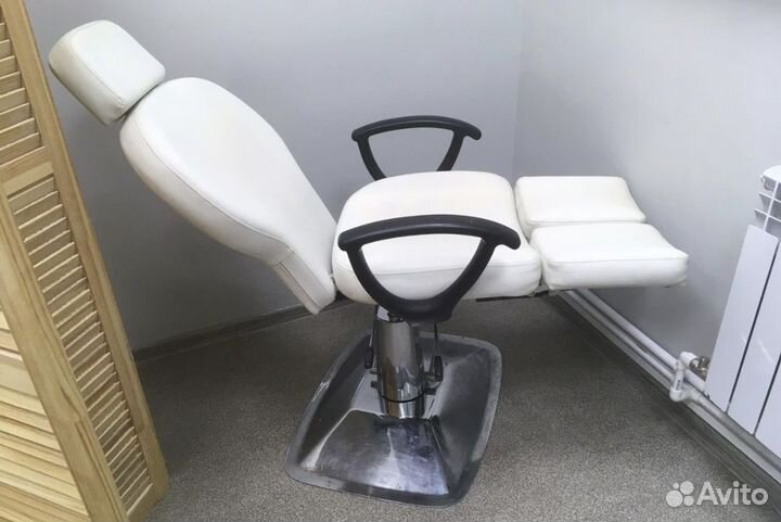 Педикюрное кресло на гидравлике бу