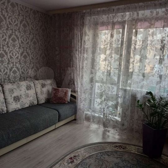 2-к. квартира, 52 м², 3/5 эт.