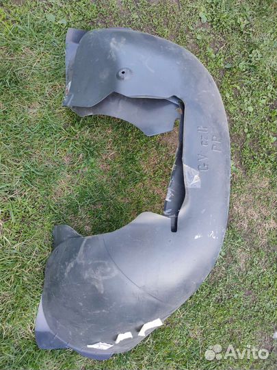 Подкрылок передний задний левый и правый