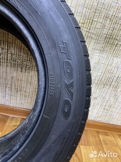 Toyo Winter Tranpath S1 215/70 R16