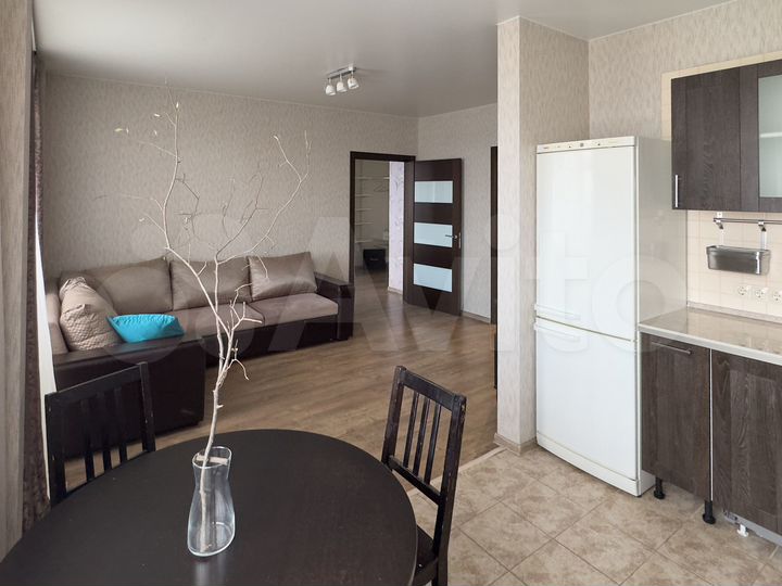 2-к. квартира, 55 м², 6/12 эт.