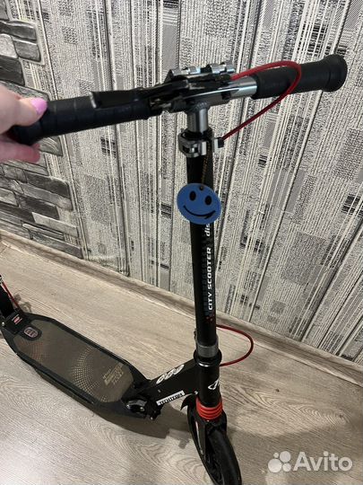 Самокат двухколесный