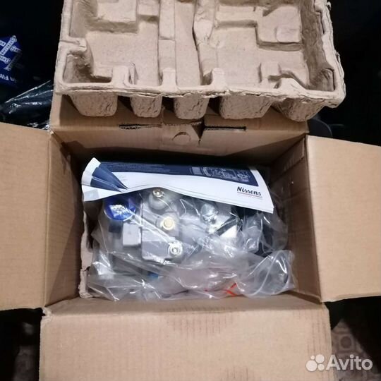 GM opel Компресор 6854010