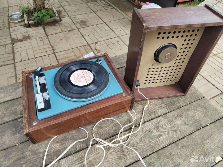 Электрофон россия 323