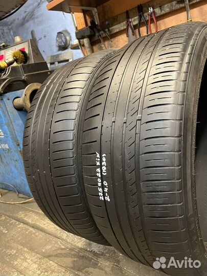 Kinforest KF-550 275/40 R22 107Y