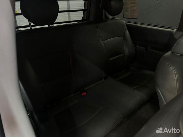 Hyundai Grand Starex 2.5 AT, 2009, 225 400 км