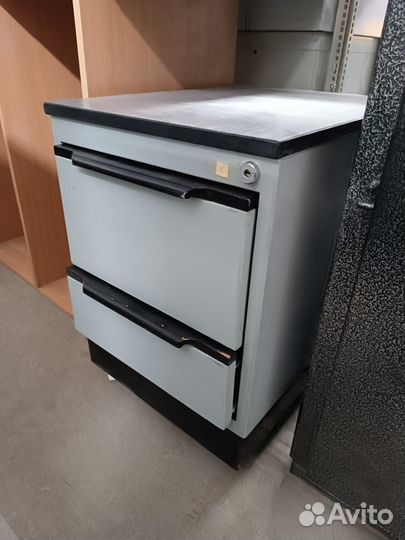 Тумба подкатная металлическая Б.У