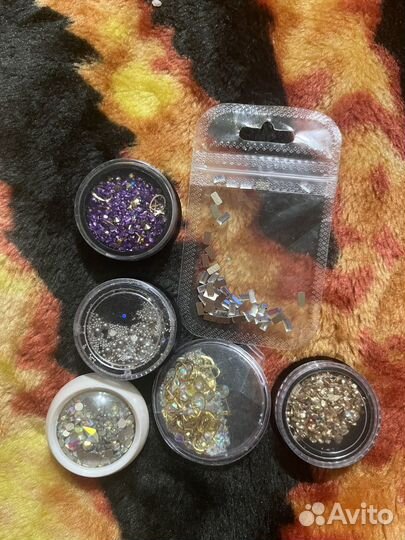 Украшения для ногтей