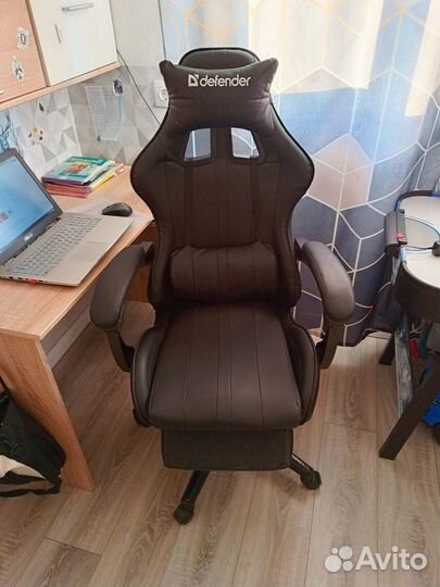 Игровое компьютерное кресло Defender