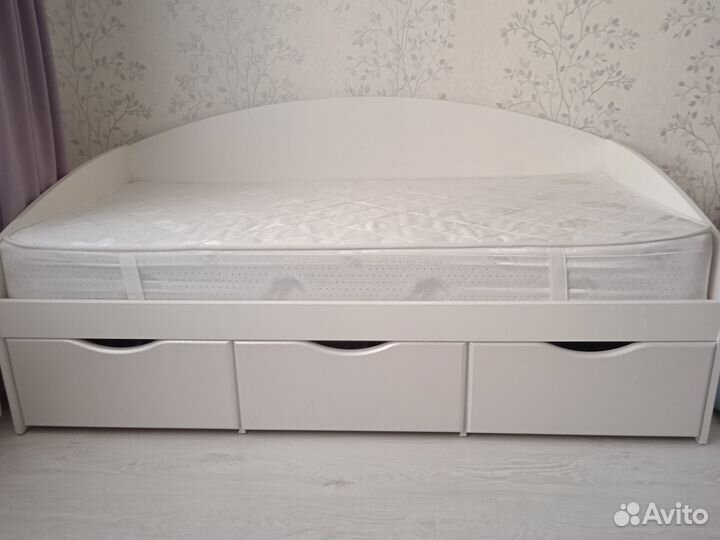 Кровать детская/подростковая