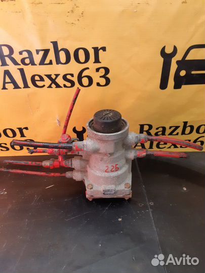 Кран управления тормозами прицепа, Iveco