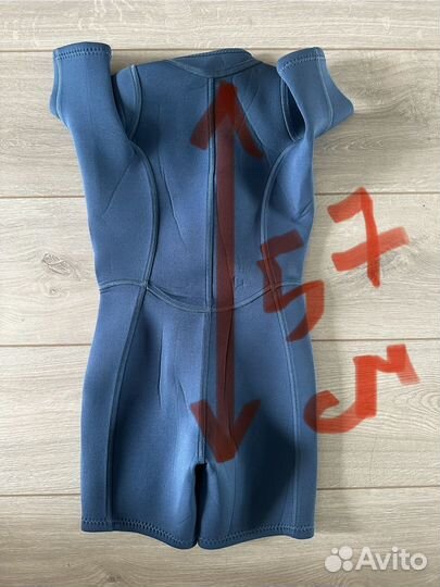 Гидрокостюм dechatlon